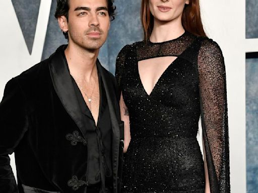 Joe Jonas y Sophie Turner están oficialmente solteros tras finalizar su divorcio