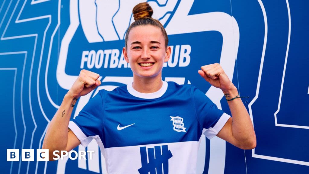 Rebecca McKenna: Birmingham City sign Northern Ireland defender