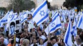 Thousands of Israeli protesters demand Netanyahu's removal