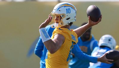 Justin Herbert, offense get a chance to air it out at Chargers training camp