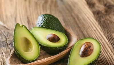 Here's the Best Way to Store Avocados: Whole, Cut, or Mashed into Guac