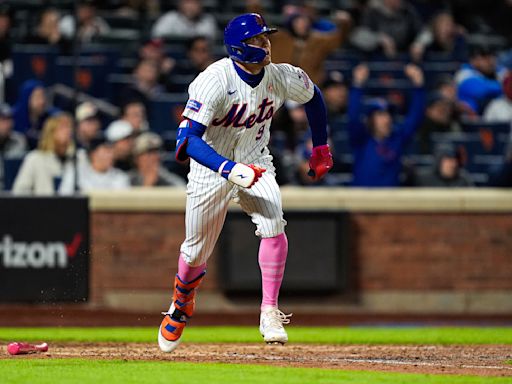 Nimmo shakes off injury, comes off bench and hits 2-run HR in 9th to lift Mets over Braves, 4-3