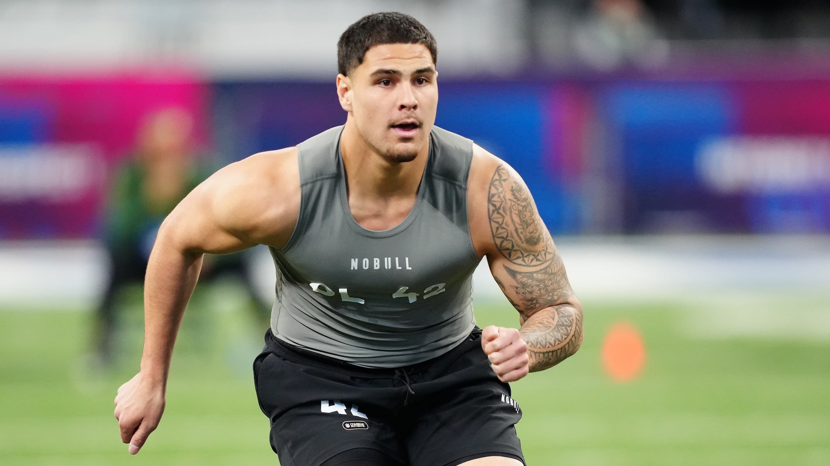 UCLA Football: Laiatu Latu Falls Toward Bottom of First Round in New Yahoo Mock Draft