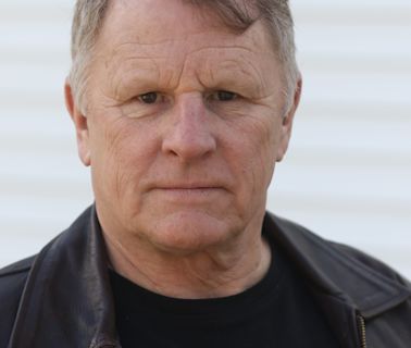 'NYPD Blue' actor Gordon Clapp brings poet Robert Frost to life in Wellfleet this weekend