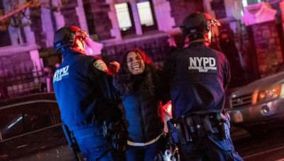 300 detenidos en intervención policial contra estudiantes en Nueva York