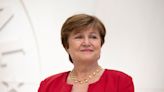 Georgieva defiende acelerar el incremento del precio de las emisiones de carbono