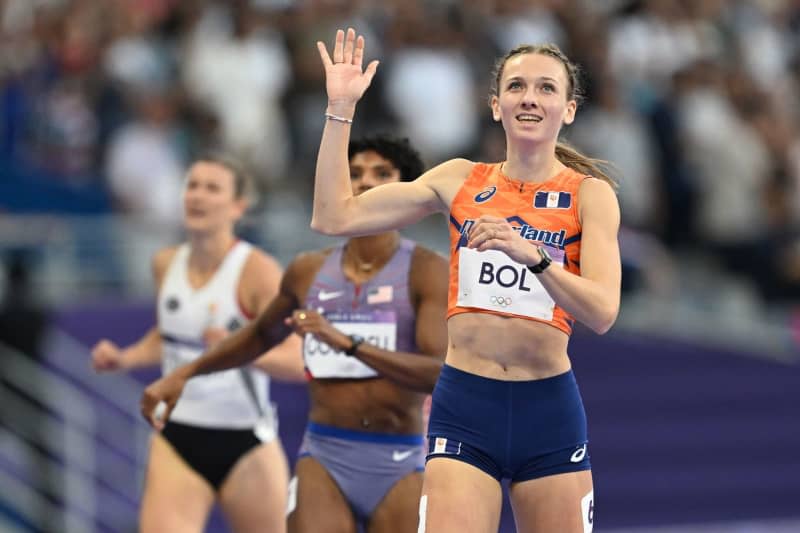 US delight in shock 1,500m gold from Hocker, 200m triumph from Thomas