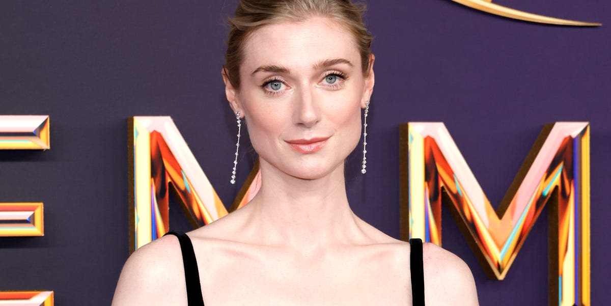 Elizabeth Debicki Masters Understated Elegance in a Black Gown at the 2024 Emmys