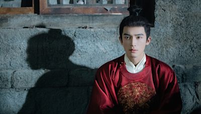 演《墨雨雲間》肅國公爆紅！王星越新劇愛而不得 再成「奪妻專業戶」