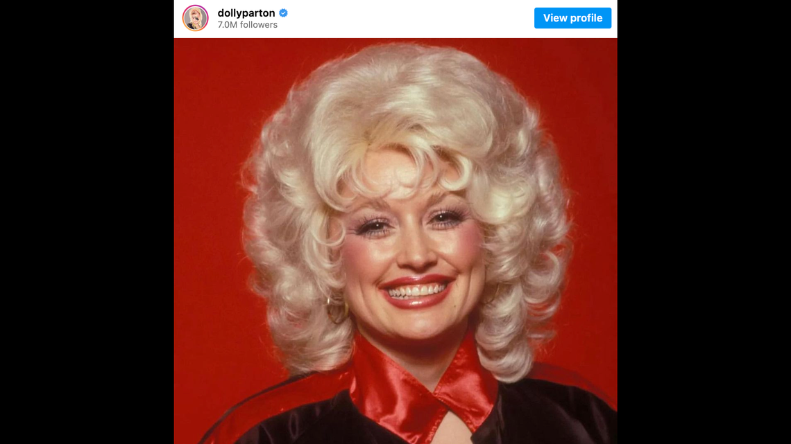 The free ingredient Dolly Parton adds to scrambled eggs to make them lighter than air