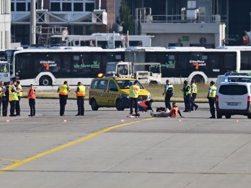 Over 100 flights cancelled after protesters glue themselves to runway at Frankfurt Airport