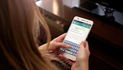 ¿Qué país es el prefijo +62 de WhatsApp? Lo mejor es bloquearlo para evitar un problema