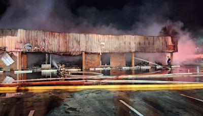 Fire ravages Cedar Point furniture store, multiple agencies respond with no injuries