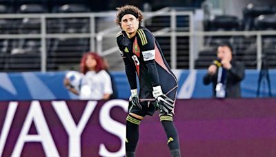 Guillermo Ochoa tendría opción en la Selección Mexicana si logra conseguir equipo | El Universal