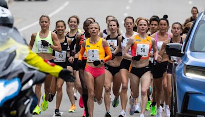 See photos from Michigan’s largest 25K race: Grand Rapids’ Amway River Bank Run