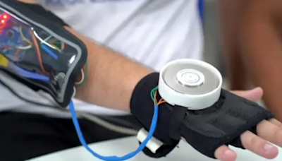 Tecnologia criada por estudantes consegue estabilizar tremores em pessoas com Parkinson