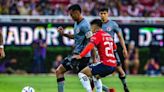 ¡Triste derrota! Chivas vence a Xolos 1-0 y se mantiene invicto en LigaMX