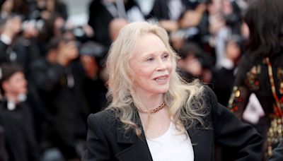 Faye Dunaway Opens Up About Mental Health Struggles: I Am ‘Responsible for My Actions’