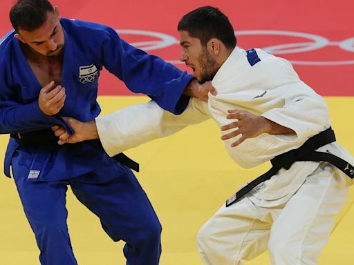 Tajikistan Olympian refuses to shake Israeli athlete’s hand, yells ‘Allah Akbar' during Judo competition