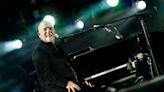See Billy Joel Pay Tribute to Jeff Beck With ‘People Get Ready’ Cover at MSG Concert