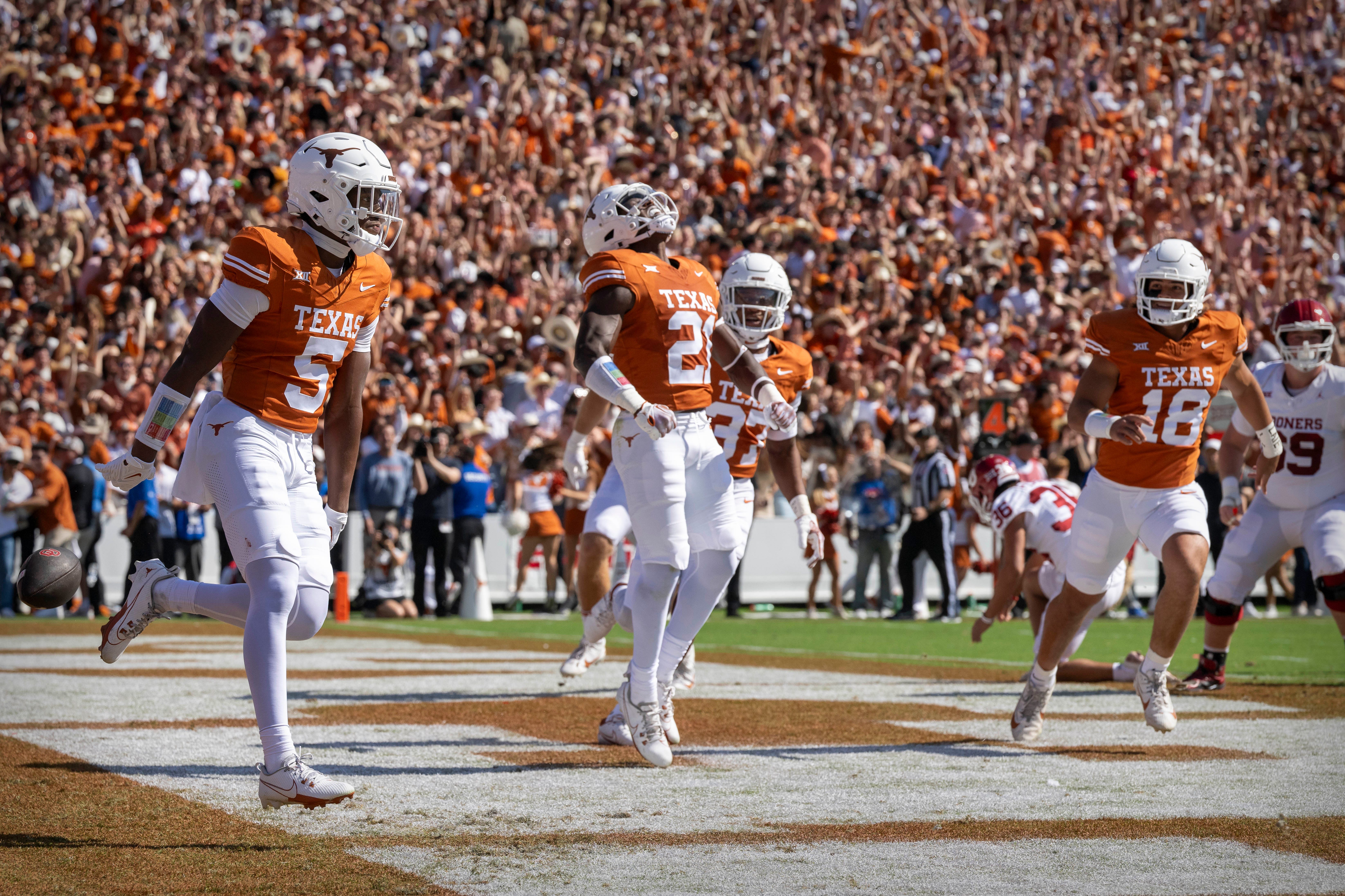 Texas Longhorn football rankings among national publications