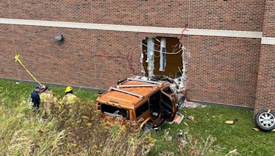 2 hospitalized after car hits elementary school in Duluth, police say