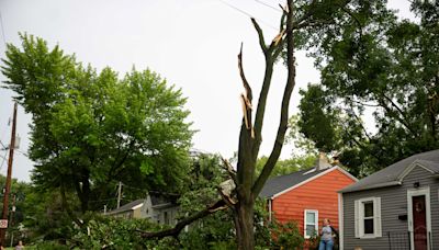 'Destructive storms' clobber Midwest as more than 545K customers remain without power