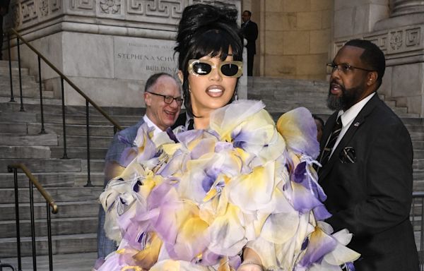 Cardi B and More Stars Dressed to Impress at Marc Jacobs’ Fall 2024 Runway Show