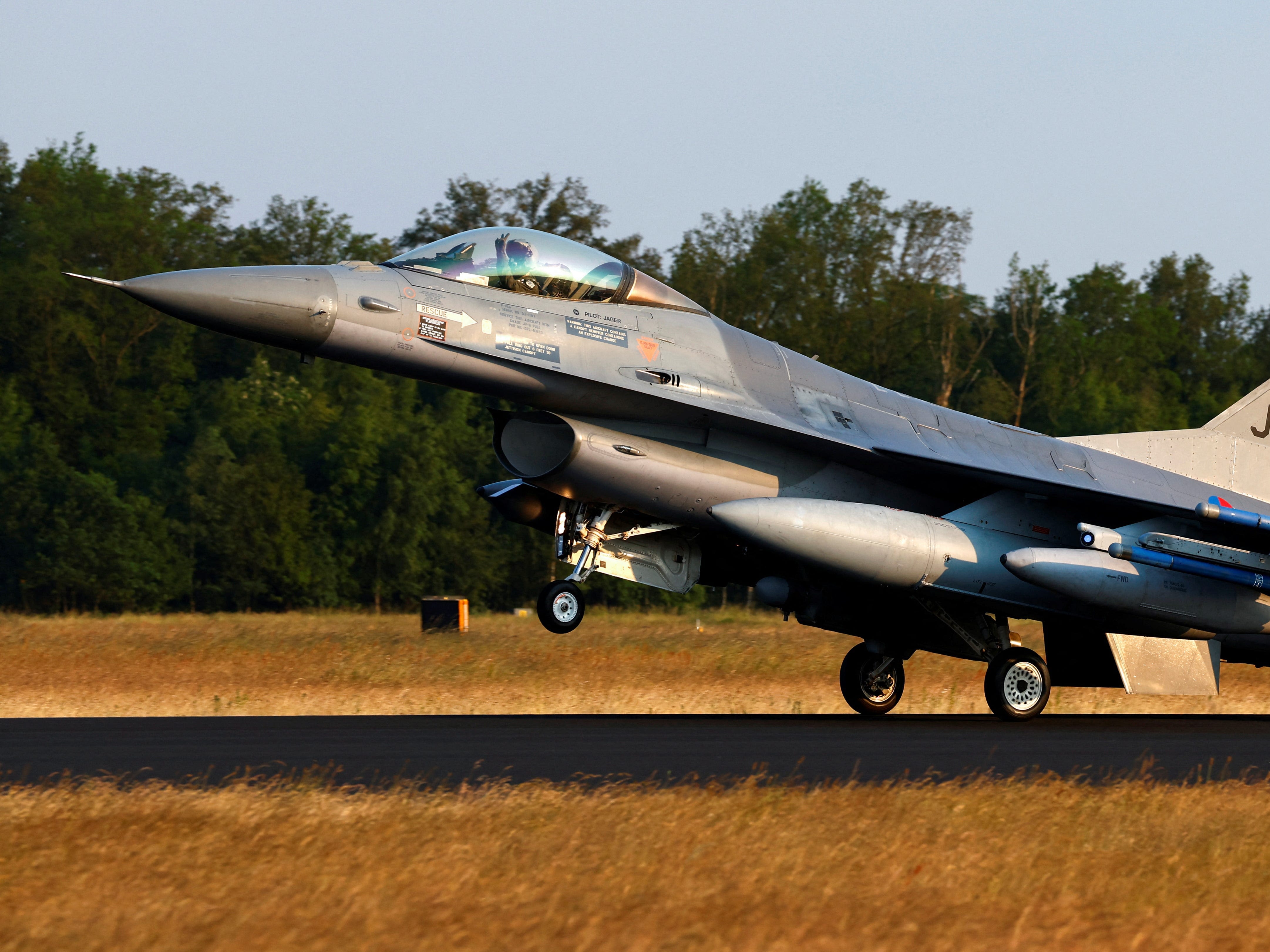 A big F-16 donation to Ukraine comes with a major condition