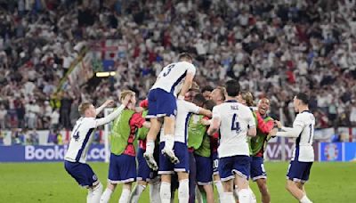 With a late goal fit for a king, England reach another Euro final by beating Netherlands 2-1