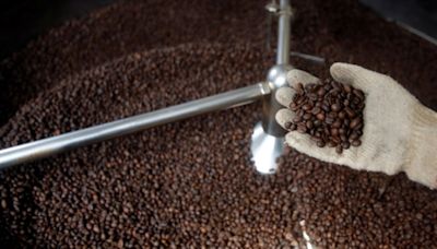 Produção de café da Colômbia salta 31% em abril Por Reuters