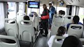 La Nación / Ponen a disposición 400 buses para paliar paro