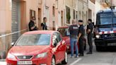 Vecinos incendian la casa del sospechoso de asesinar a su expareja en Sabadell
