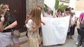 Los vecinos de Benamargosa, Málaga, enfrentados por el cura del pueblo: "No quiere bautizar a los niños"