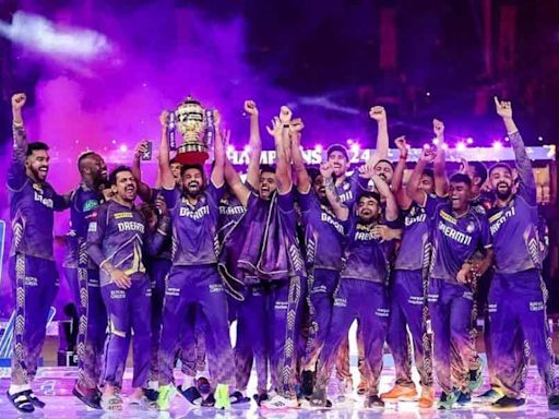 Celebrations galore as KKR lifts 3rd IPL trophy while Team India arrives in NYC