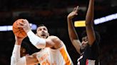 Tennessee's Uros Plavsic called for technical foul for 'too short' gesture vs. Auburn