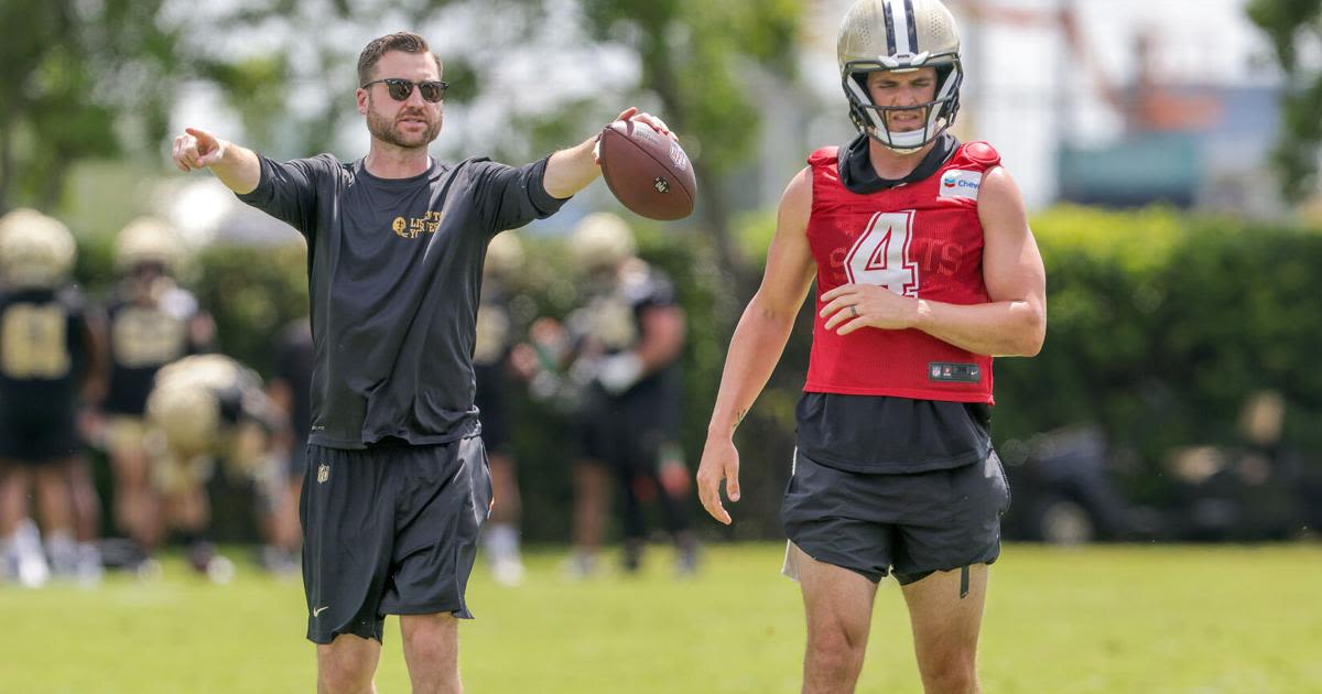 QB Derek Carr is energized by the Saints new-look offense: 'These guys are awesome.'