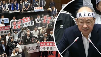 高喊「站在國會彷彿中國人大、香港立法局」！柯建銘三問藍白「賣台何太急」：當然是習近平交代的