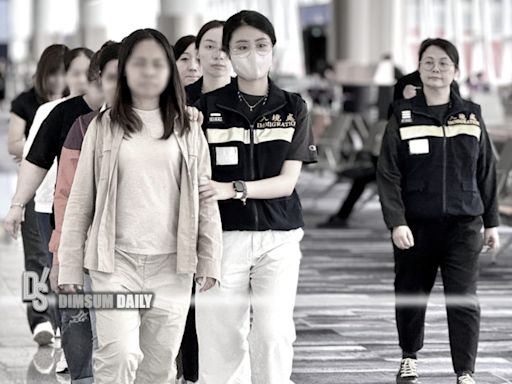 Hong Kong repatriates 26 Vietnamese nationals