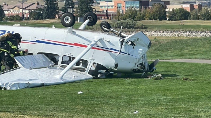 Plane crashes on golf course near Centennial Airport