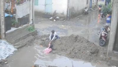 Indore Girl Nearly Drowns In Pit Filled With Rainwater. Then This Happened - News18