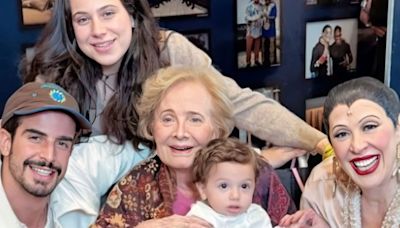 Aos 89 anos, atriz Glória Menezes faz rara aparição; foto