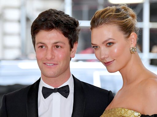 Inside the relationship of billionaire venture capitalist Josh Kushner and model Karlie Kloss, the power couple with unconventional ties to Trump