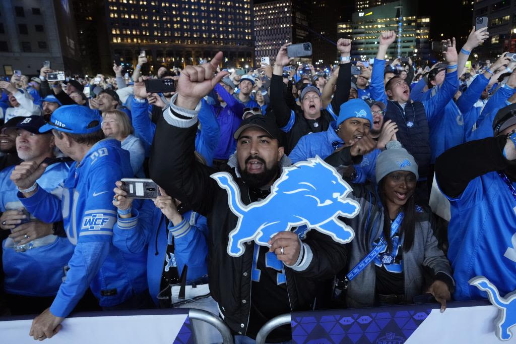 NFL draft in Detroit sets all-time attendance record with more than 700,000 fans