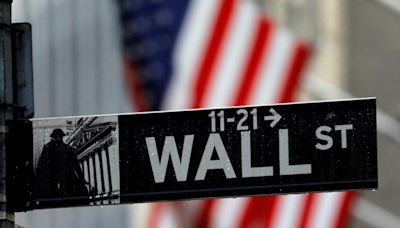 Big bonuses are on the way back at big Wall Street banks