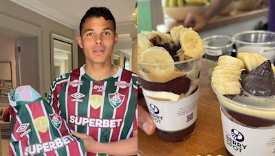 Thiago Silva aproveita calorão e açaí em Singapura antes de volta ao Fluminense: 'Adaptando'