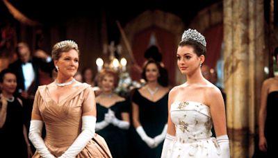 Anne Hathaway Says ‘Princess Diaries 3’ Development Is ‘in a Good Place’