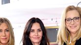 ‘Friends’ Stars Jennifer Aniston & Lisa Kudrow Reunite with Courteney Cox for Walk of Fame Ceremony