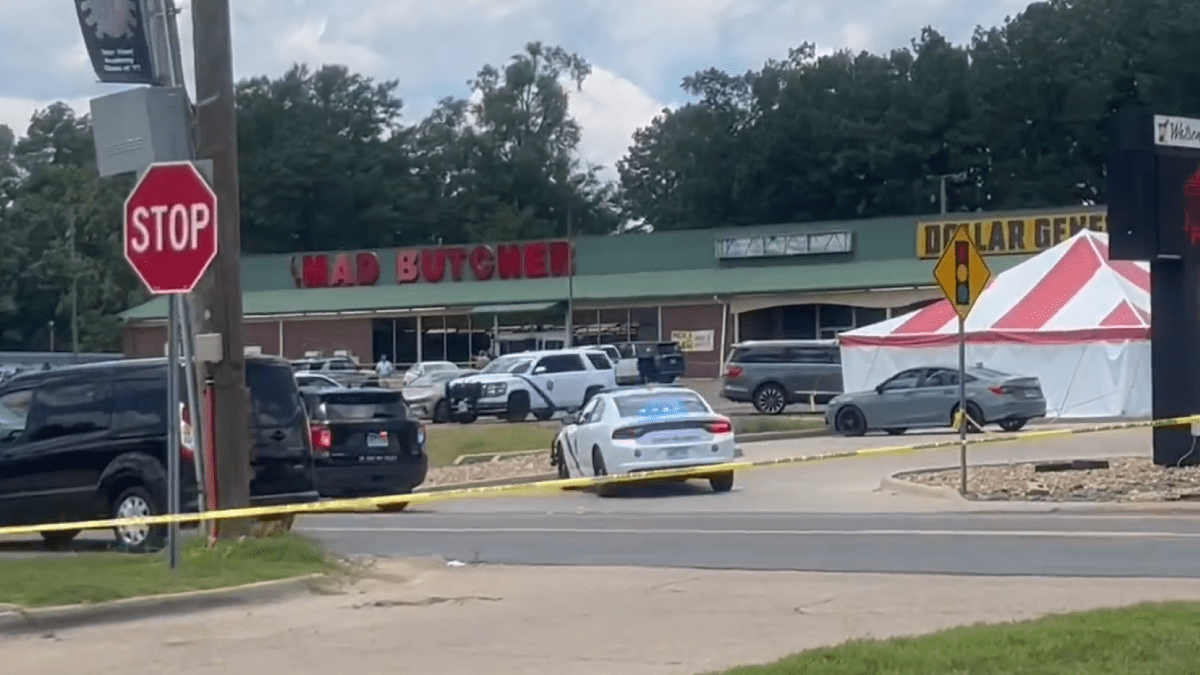 4th victim dies day after shooting at an Arkansas grocery store, police say