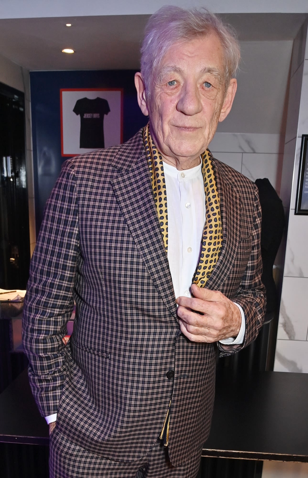 Ian McKellen Injured His Wrist and Neck in London Stage Fall: ‘On the Mend’